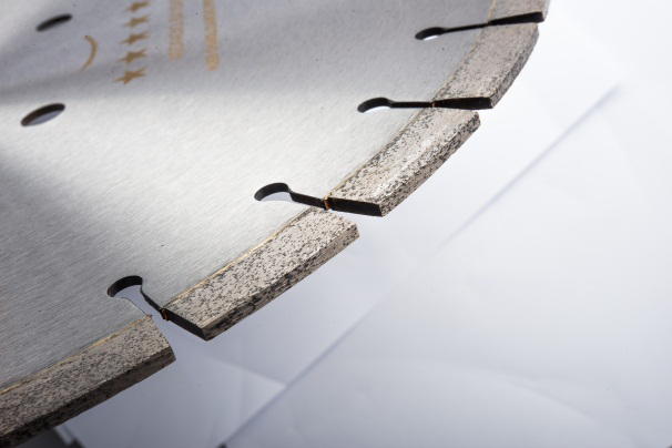 小編教你如何一招鑒別馬路切割片制造工藝！