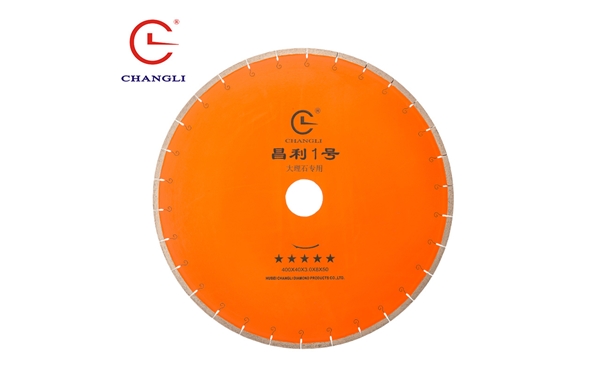 怎樣可以預防石材切割片加工的石板材產生銹斑呢？